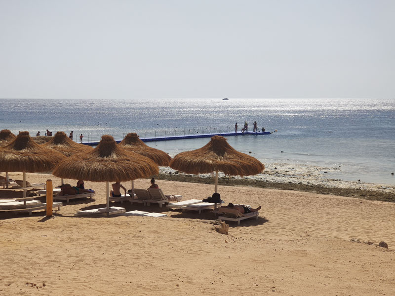 пляж и море Ремал Резорт